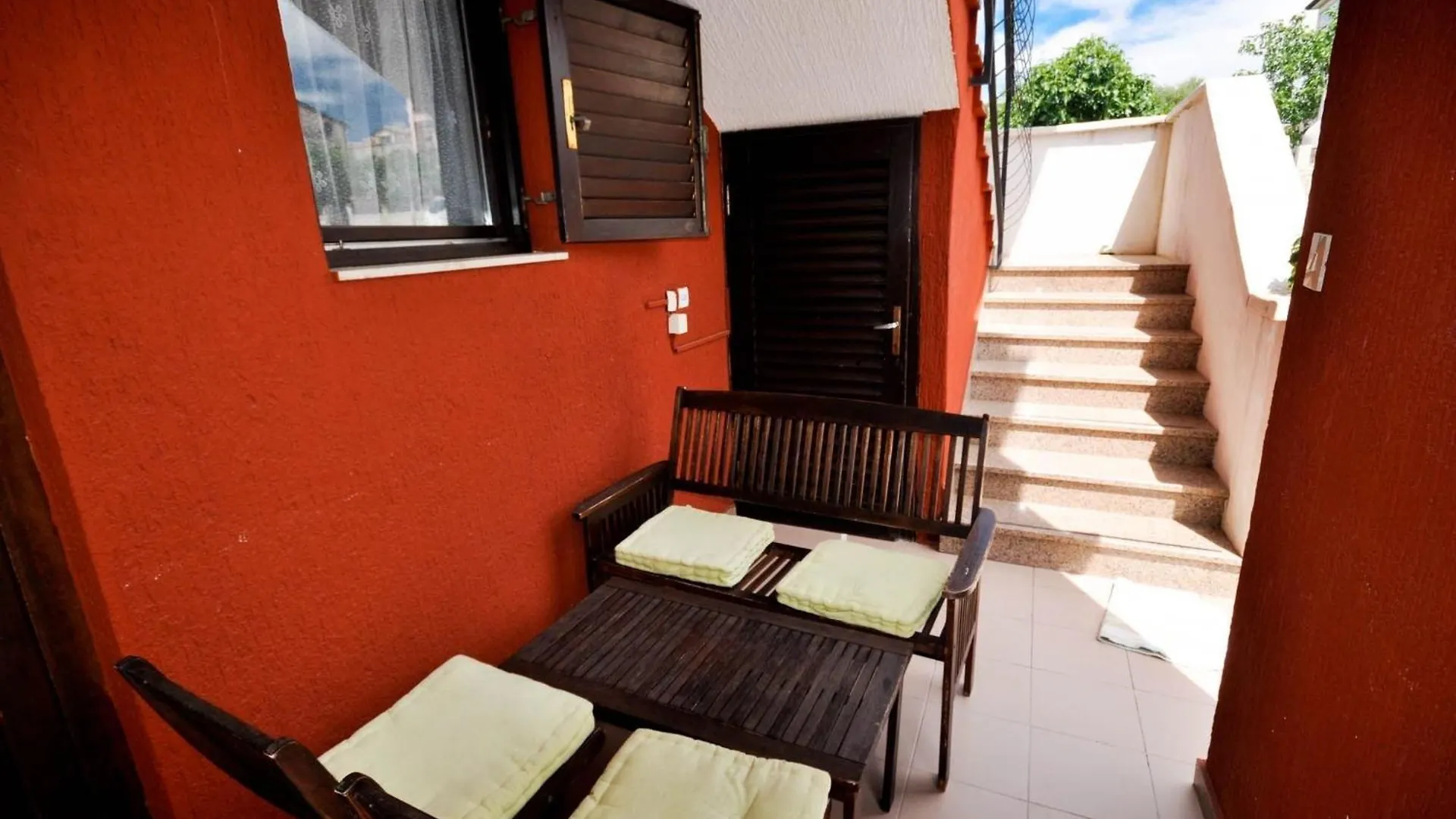 Ferienwohnung Fuer 2 Personen 2 Kinder Ca 45 M In Novigrad, Adriakueste Kroatien Westkueste Von Istrien Karpinjan